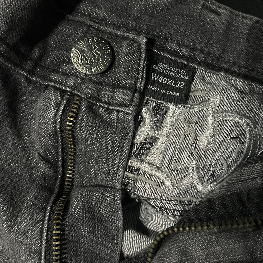 IMPERIOUS DENIM 刺繍デニムパンツ