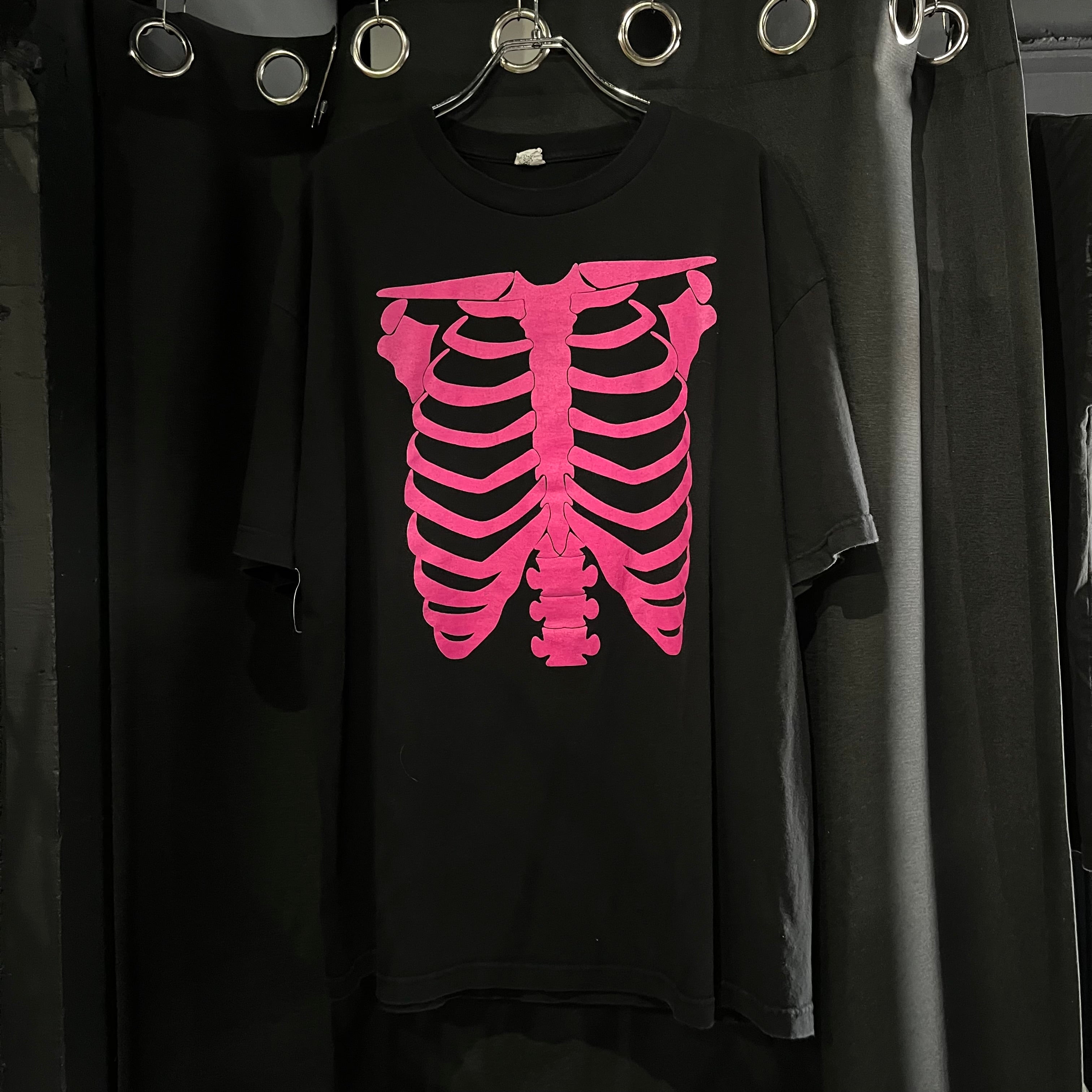 Skull tee
