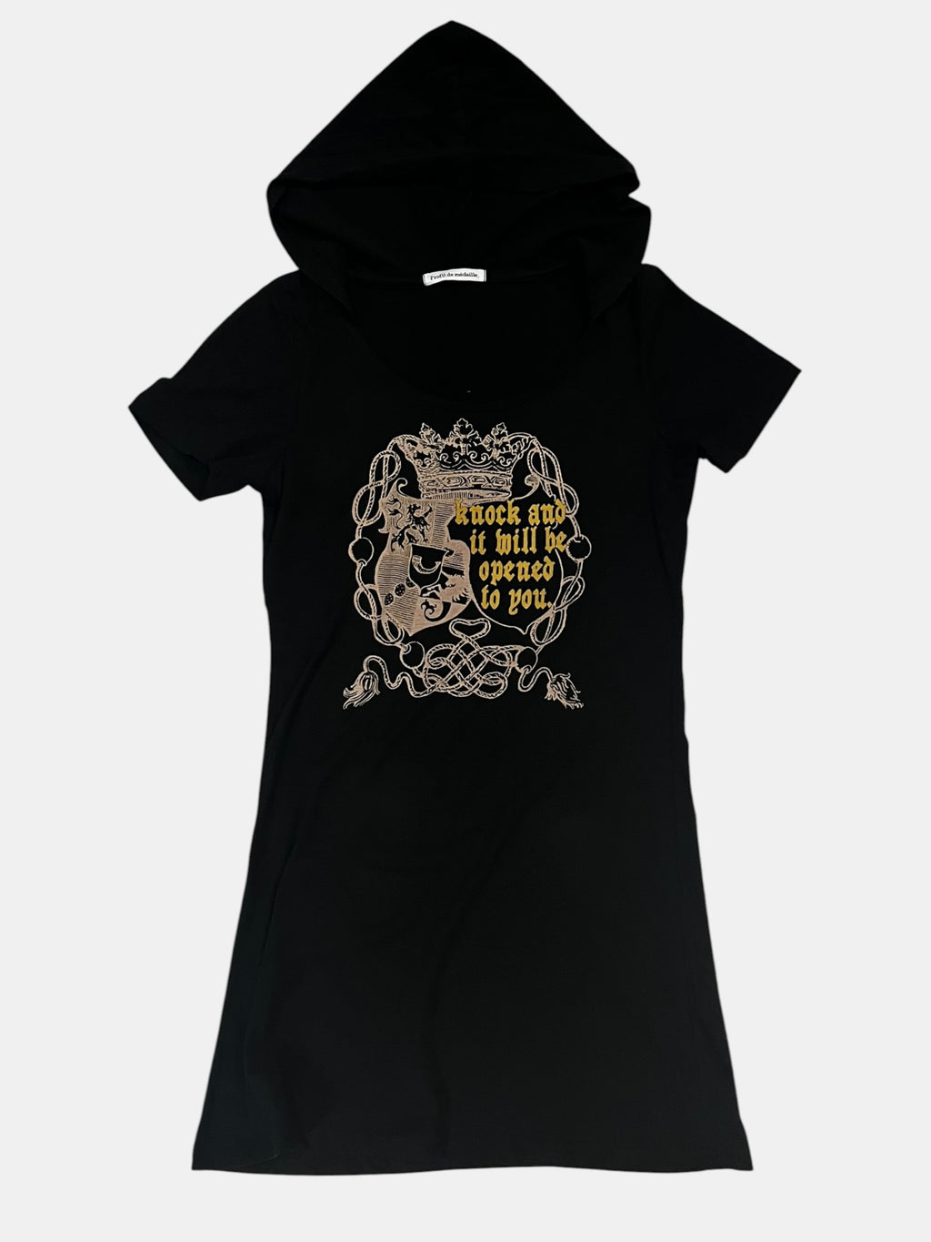 00s Crown Graphic Tight Top