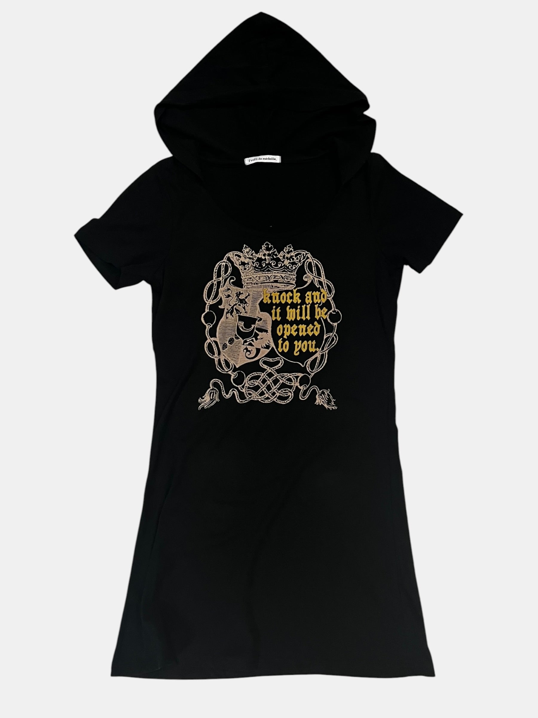 00s Crown Graphic Tight Top