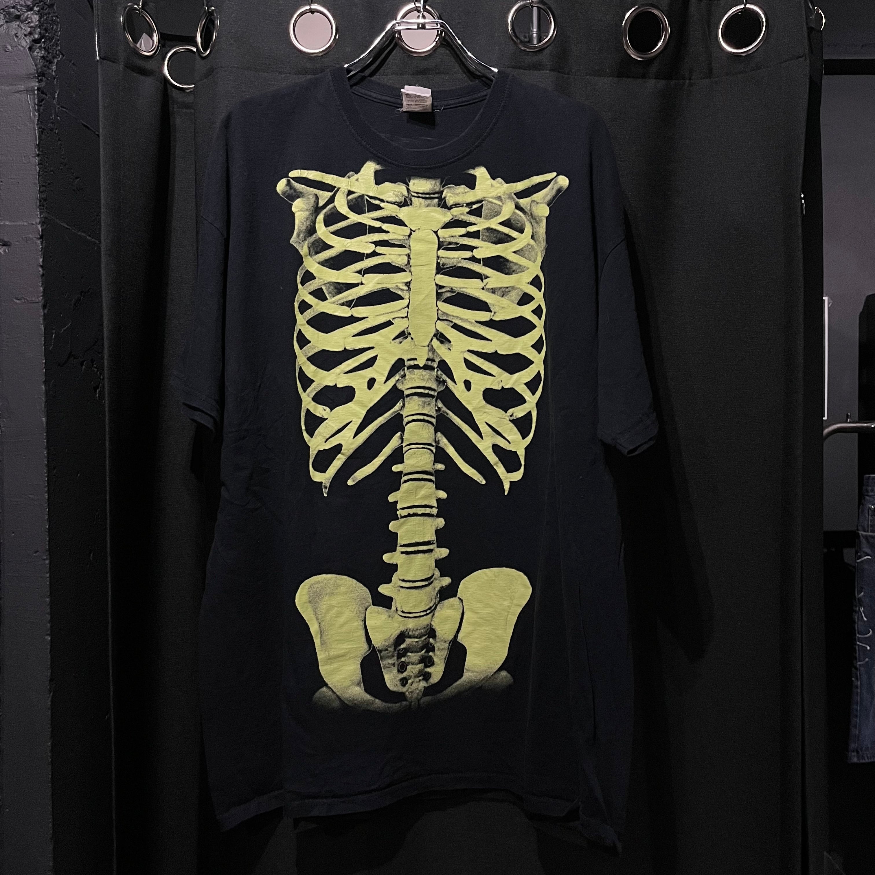 Skull tee