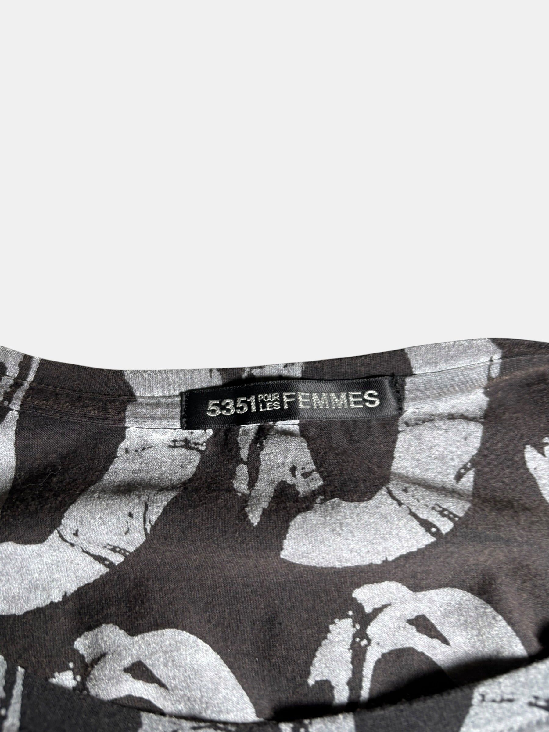 5351 POUR LES FEMMES Moose Print Longline Tee