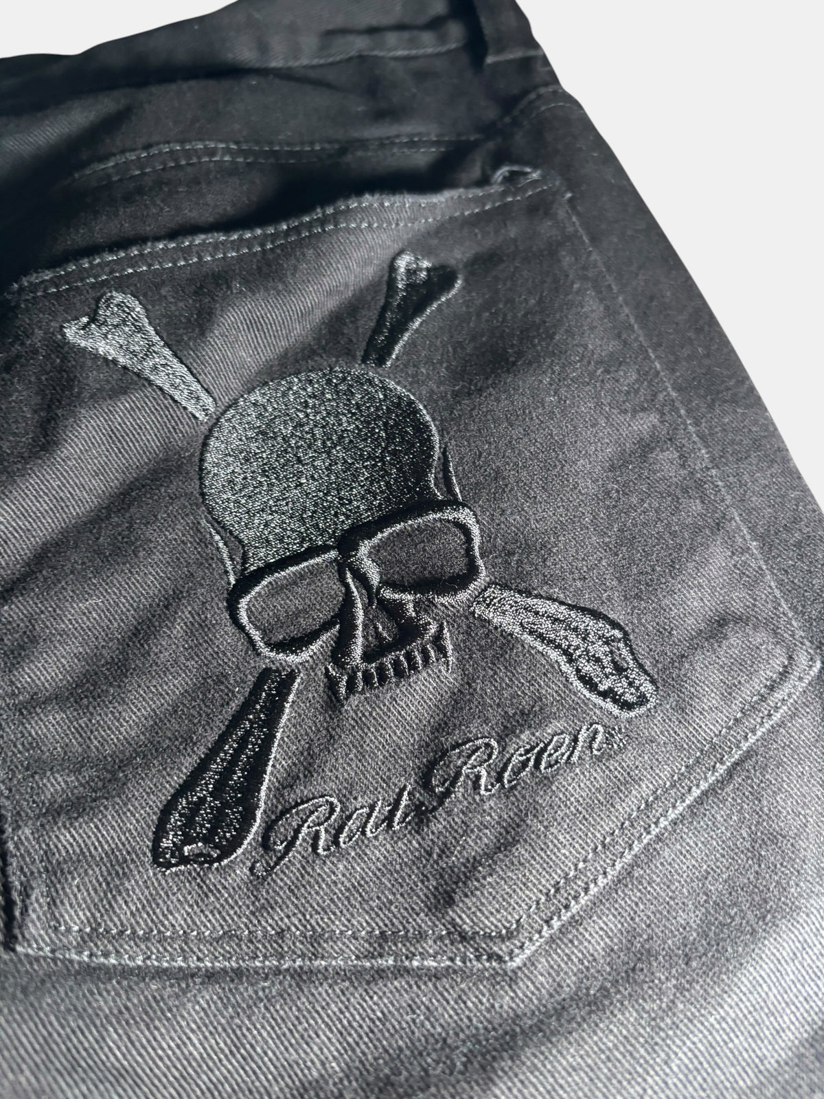 Roen Skull Embroidered Cropped Pants